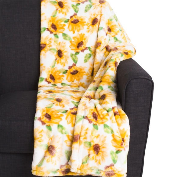 Berkshire Other - 🆕Berkshire Sunflower Throw